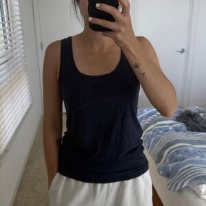Everlane Women's Navy Blue Tank Top - Small